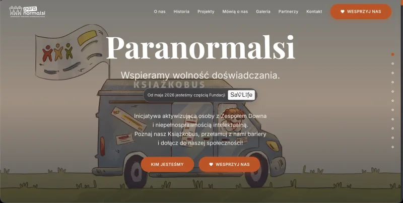 Paranormalsi homepage with the Książkobus illustration